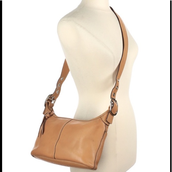 Coach East West F13354 Beige Leather Shoulder Bag - Picture 3 of 16